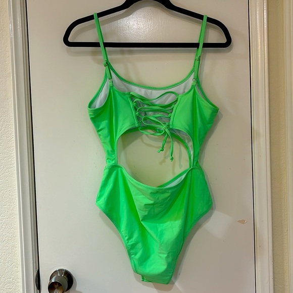 Neon green bikini, size small - Picture 2 of 3